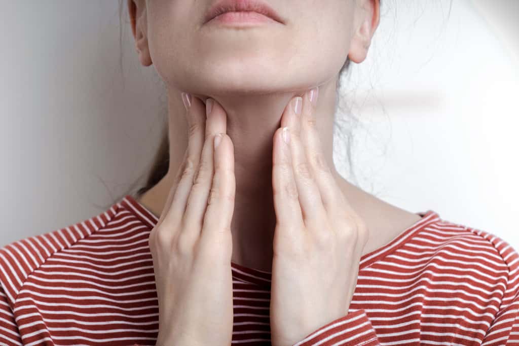 La mononucléose, une maladie banale, est associée à une forte augmentation du risque de certains cancers, suggère une nouvelle étude. © Oleksandr, Adobe Stock 