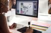 L'infographiste retouche ou conçoit des supports visuels impactants destinés à faire passer un message. Il peut s'agir d'un logo, d'une affiche, d'une animation 3D ou encore d'un site web. Pour cela il utilise divers logiciels informatiques et une tablette graphique. © Rawpixel.com, Adobe Stock.
